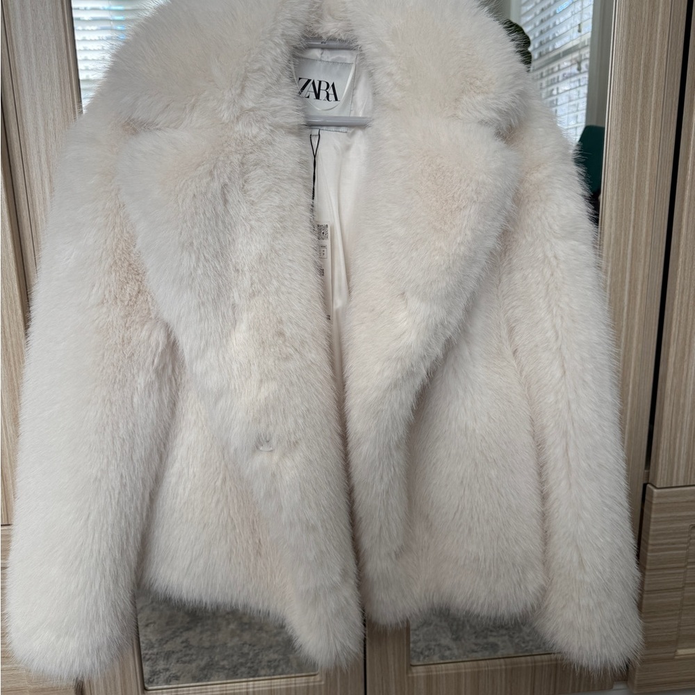 Zara Women's Cream Teddy Jacket